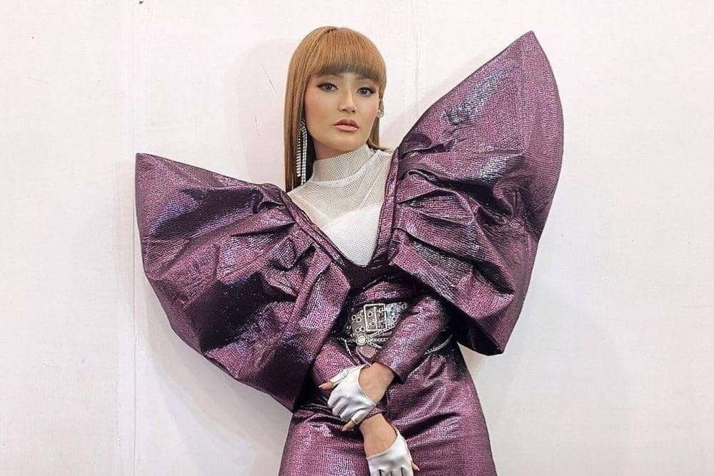 instagram.com/sitibadriahh