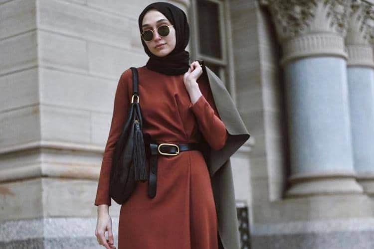 Tampilan Kasual Terupdate untuk Kamu yang Berhijab