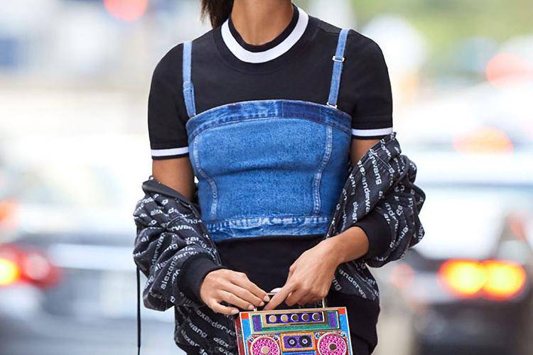Tips OOTD Pakai Atasan Korset a La Fashionista
