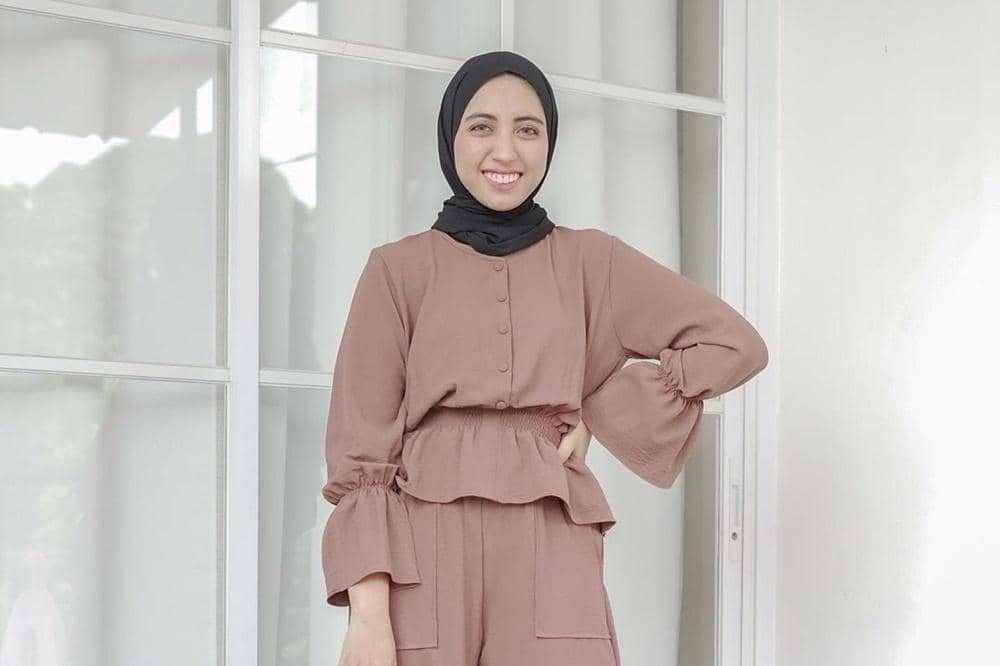 Instagram.com/vickyalaydrus