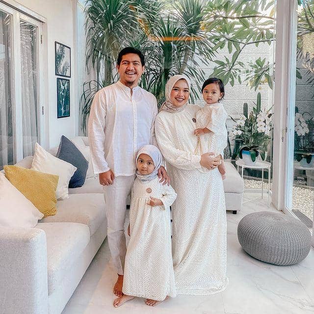 instagram.com/lindaanggrea