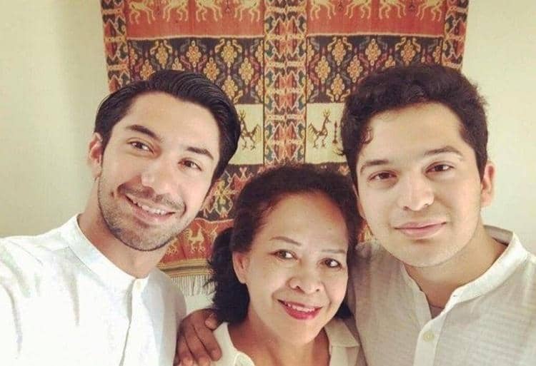 Instagram.com/officialpilarez