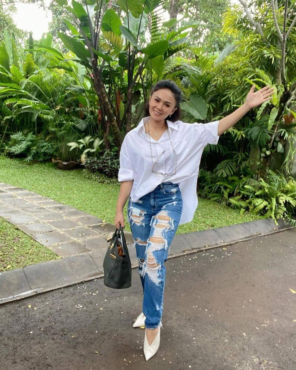 instagram.com/yunishara36