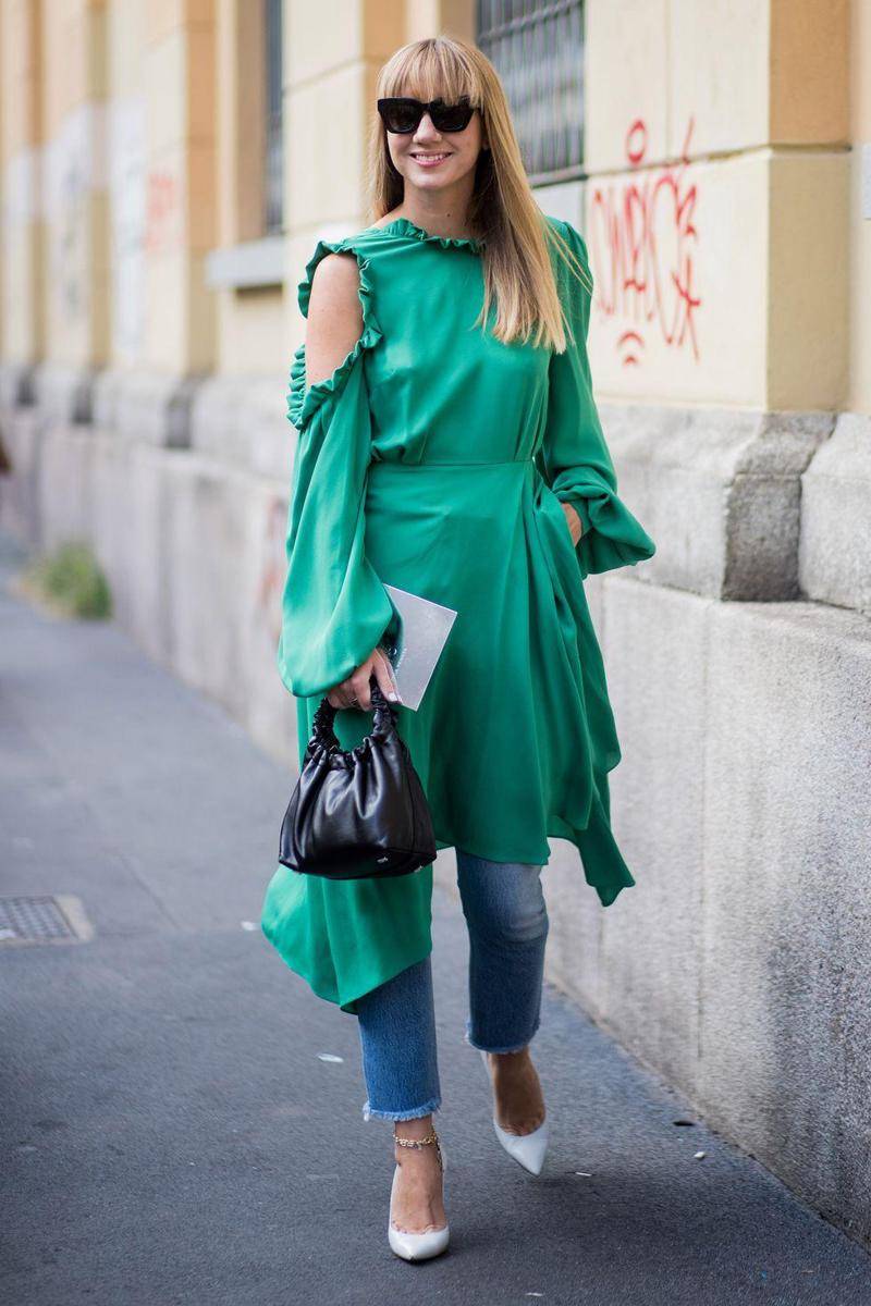 harpersbazaar.com