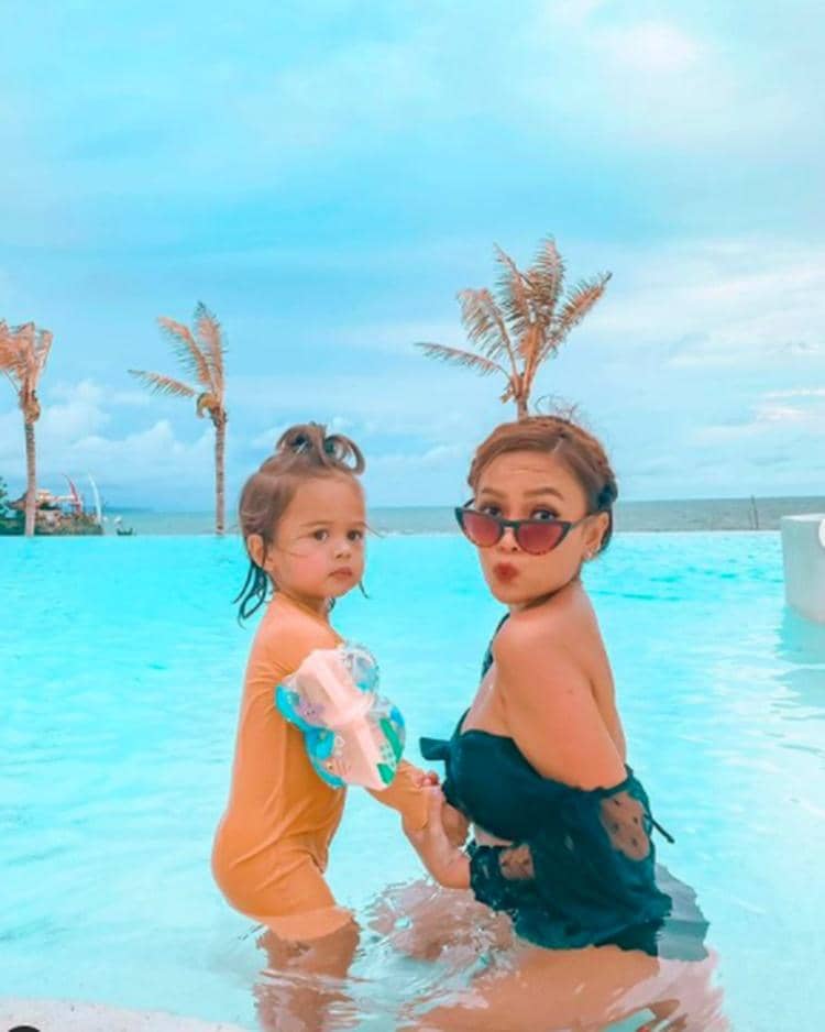 Instagram.com/rachgoddard