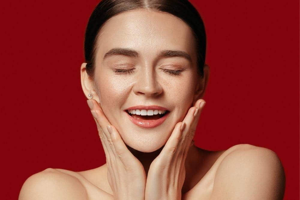 Rangkaian Perawatan Terbaru Untuk Cegah Tanda-Tanda Penuaan Kulit!