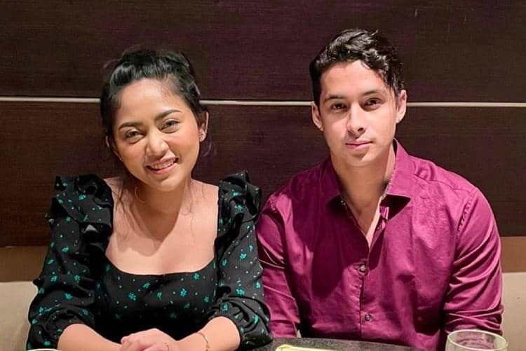 Instagram.com/rachelvennya