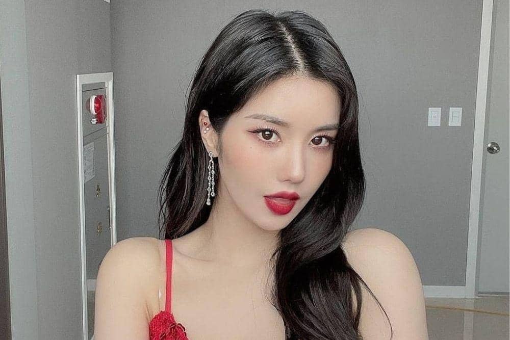 instagram.com/eunbi.izone