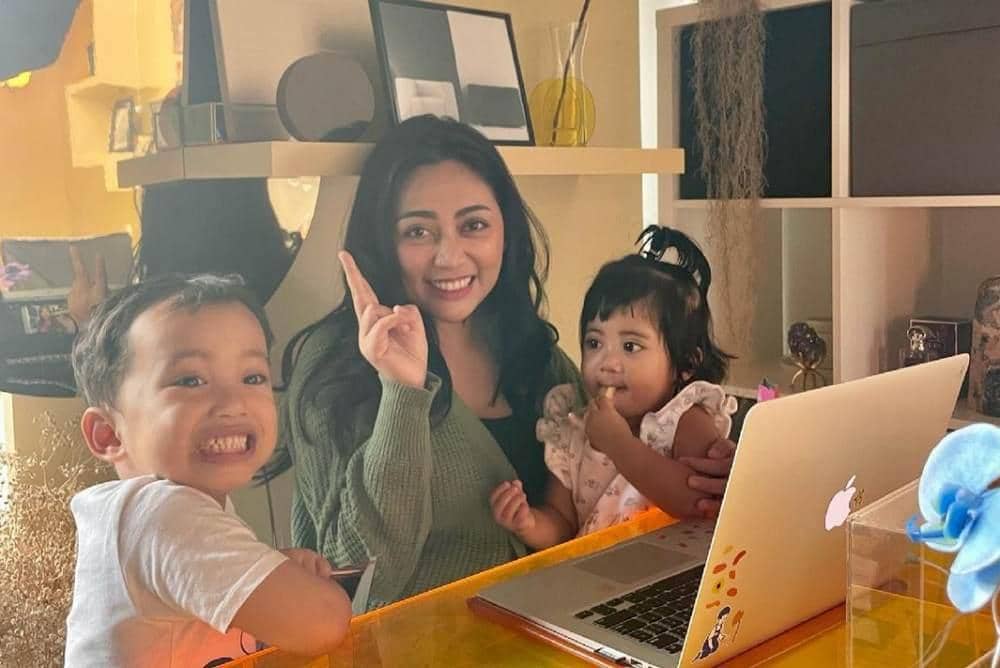 Instagram.com/Rachelvennya