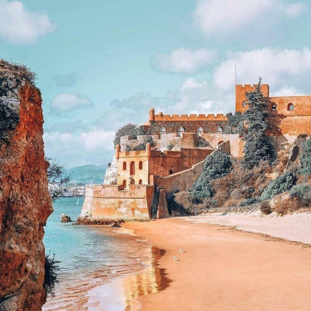 instagram.com/travellersplanet