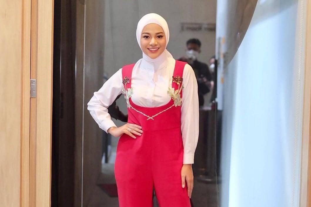 instagram.com/aurelie.hermansyah