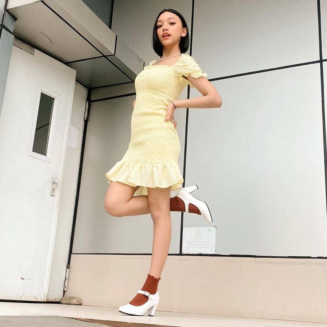 instagram.com/naura.ayu