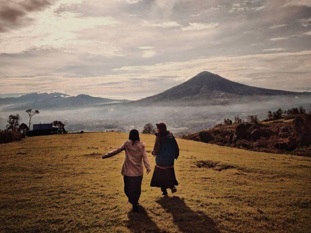 instagram.com/aksarasora