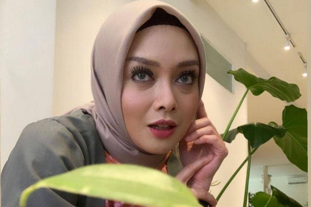 instagram.com/terryputri