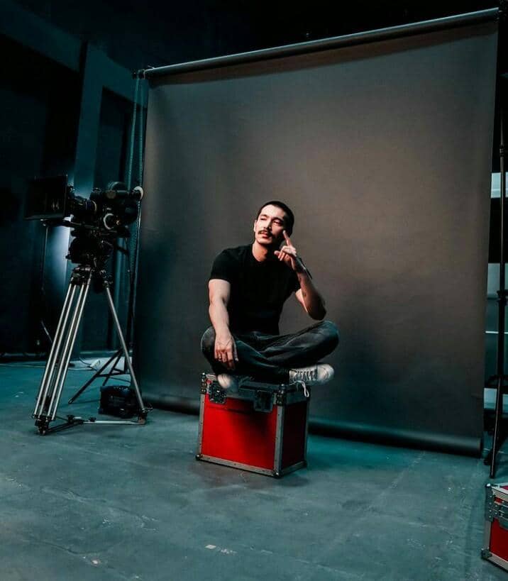 instagram.com/abimana_arya