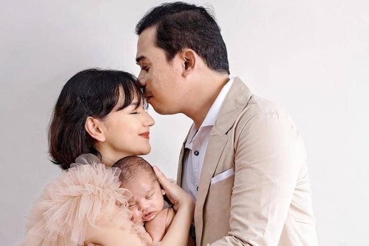 Instagram.com/angelicasimp.new