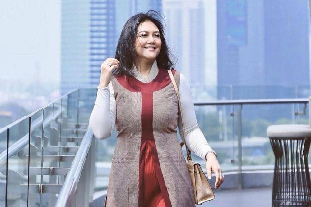 instagram.com/bellasaphiraofficial