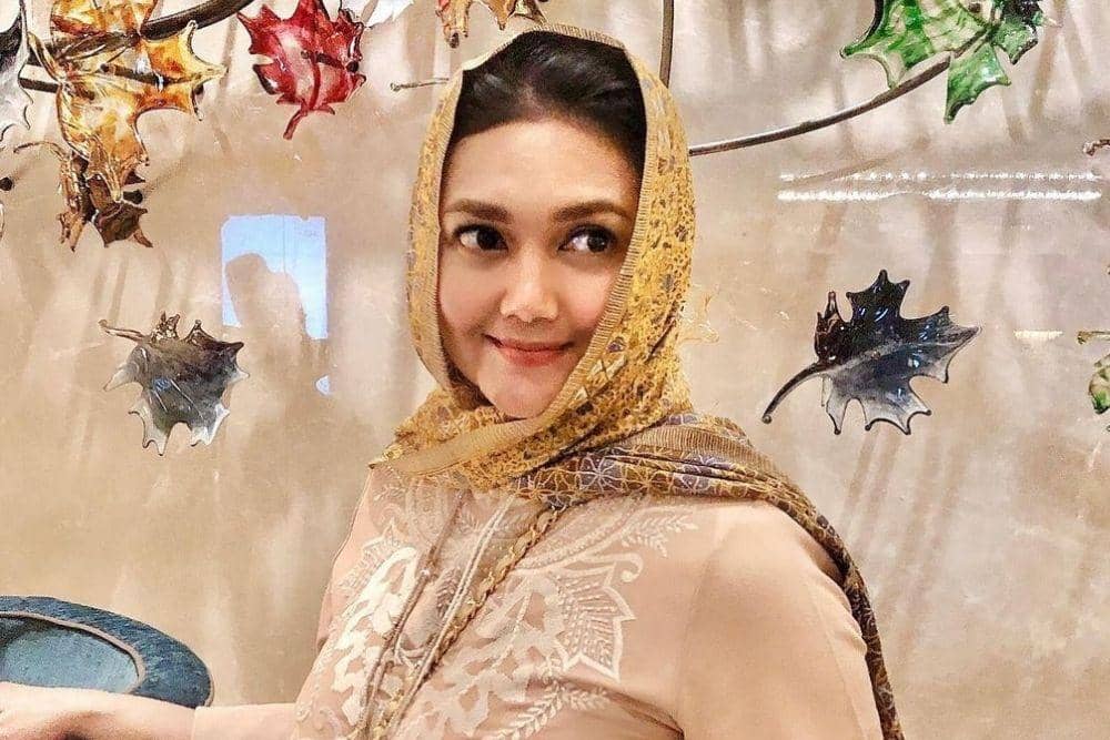 instagram.com/bellasaphiraofficial