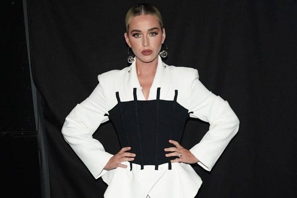 instagram.com/katyperry