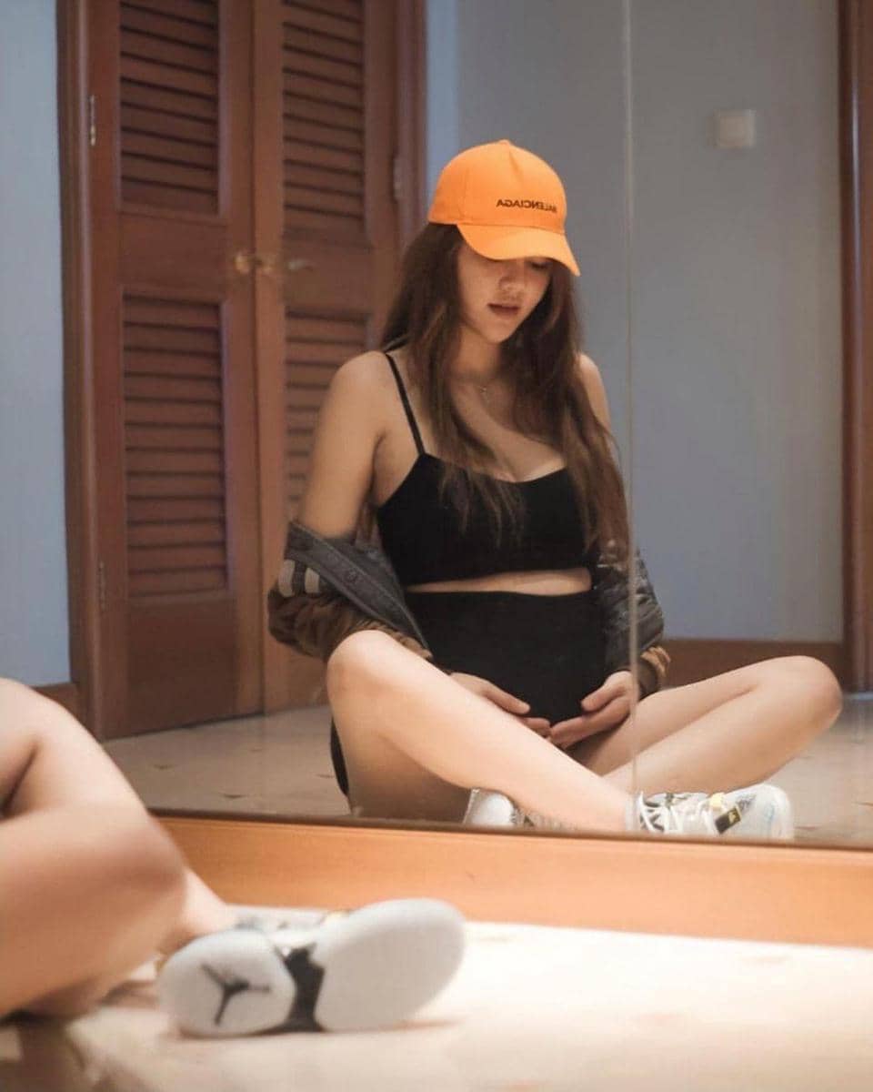 instagram.com/raturn