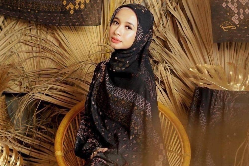 instagram.com/laudyacynthiabella