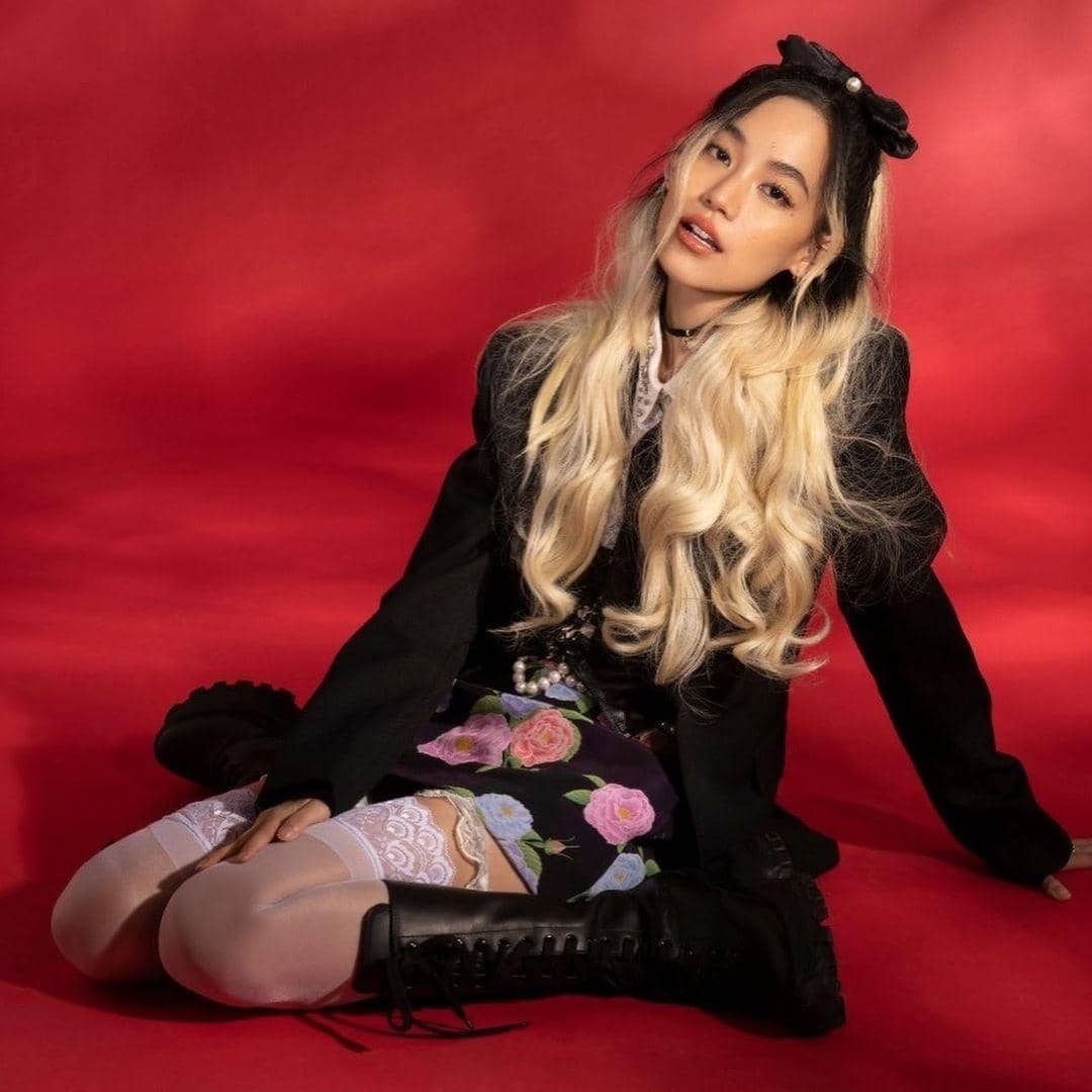 instagram.com/kittychicha