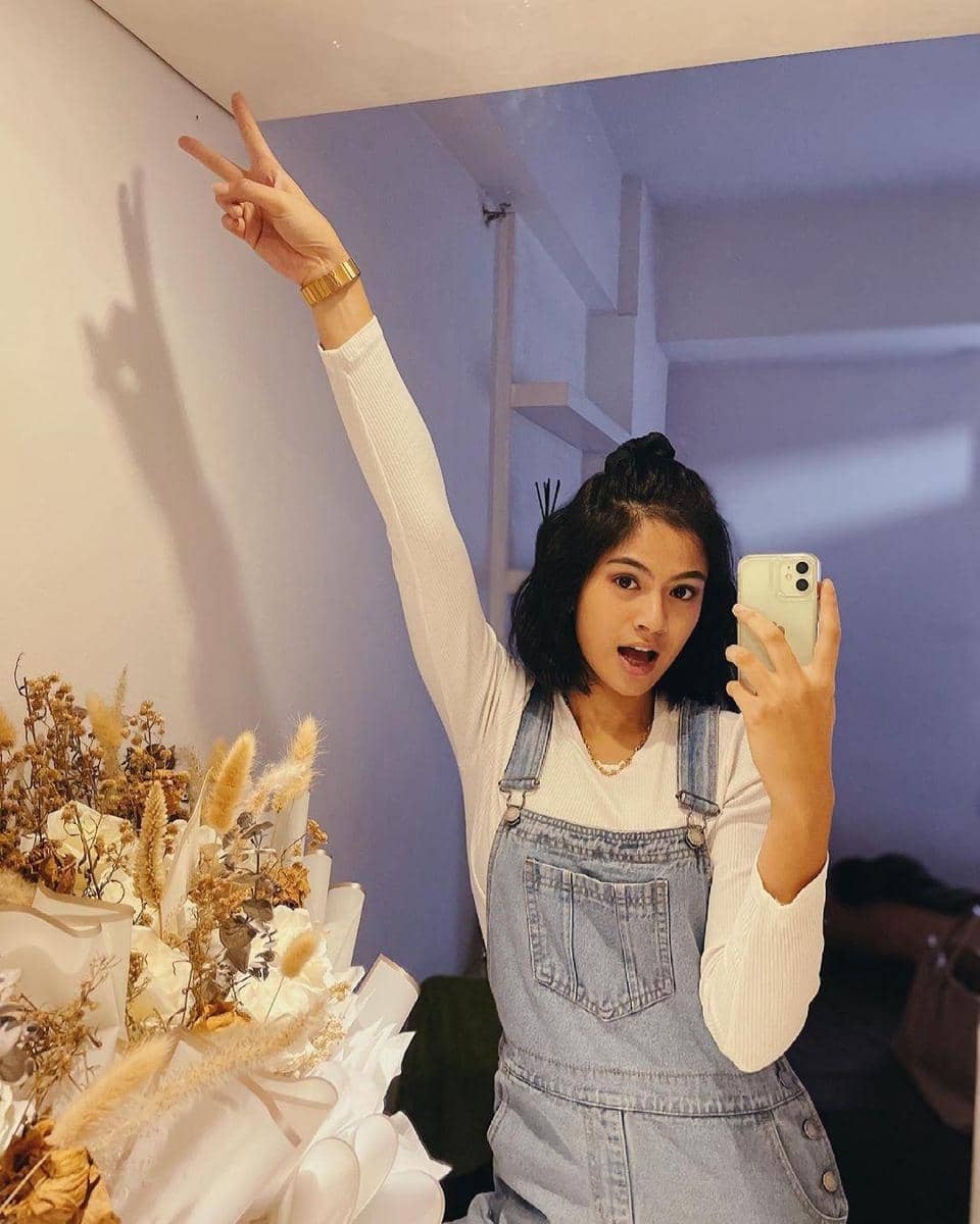 instagram.com/hanahaho