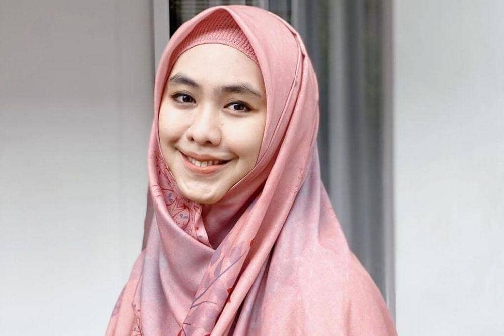 instagram.com/okisetianadewi