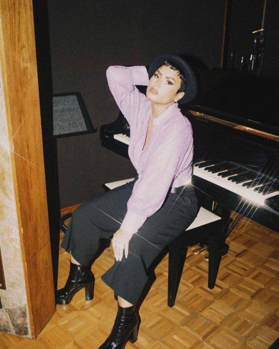 instagram.com/ddlovato