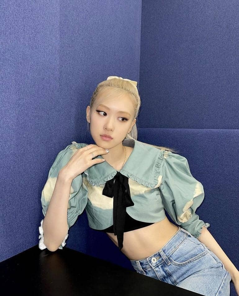 instagram.com/roses_are_rosie