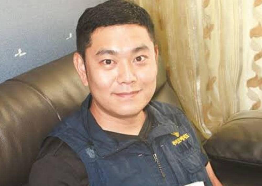 Twitter.com/ljehoons