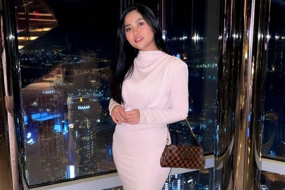 instagram.com/rachelvennya