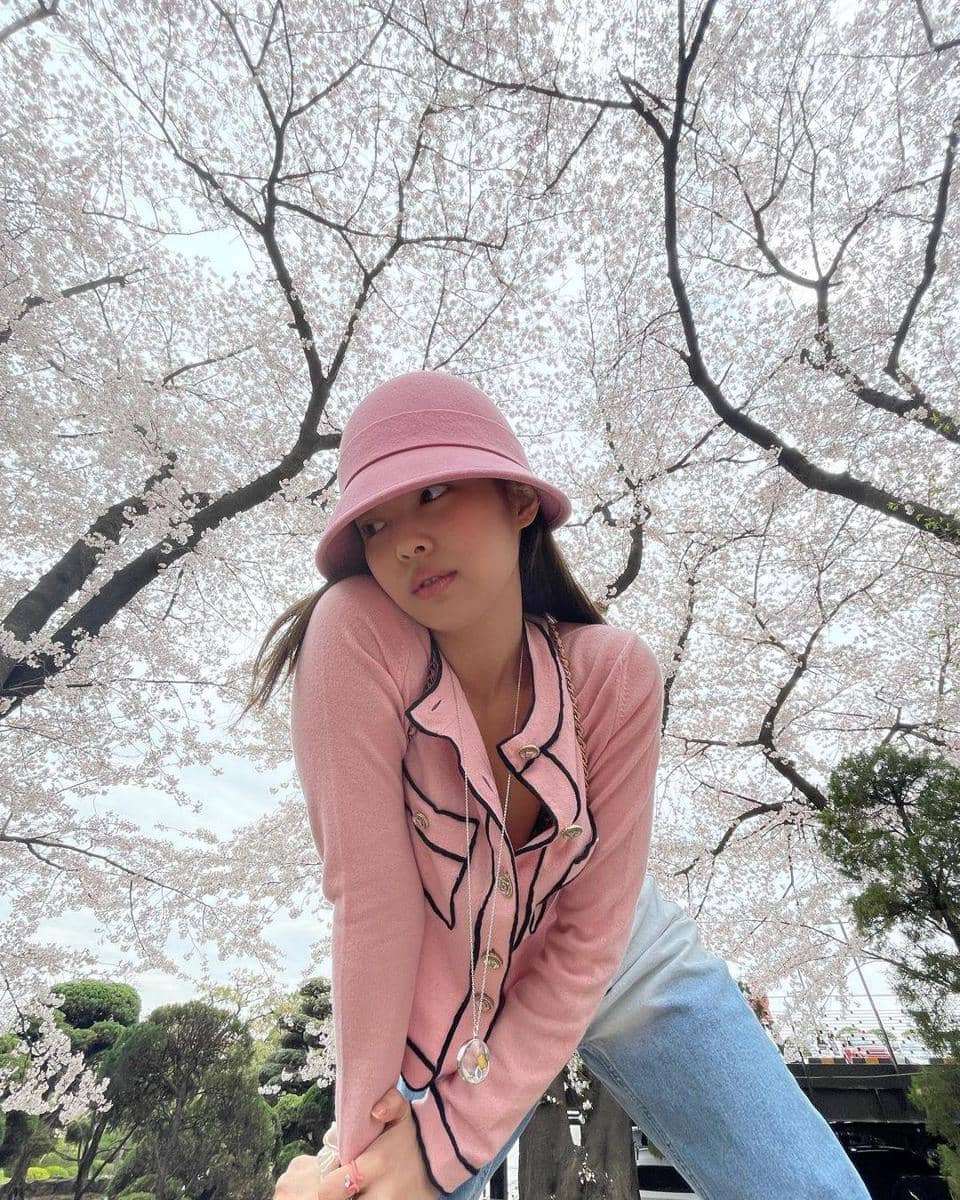 instagram.com/jennierubyjane