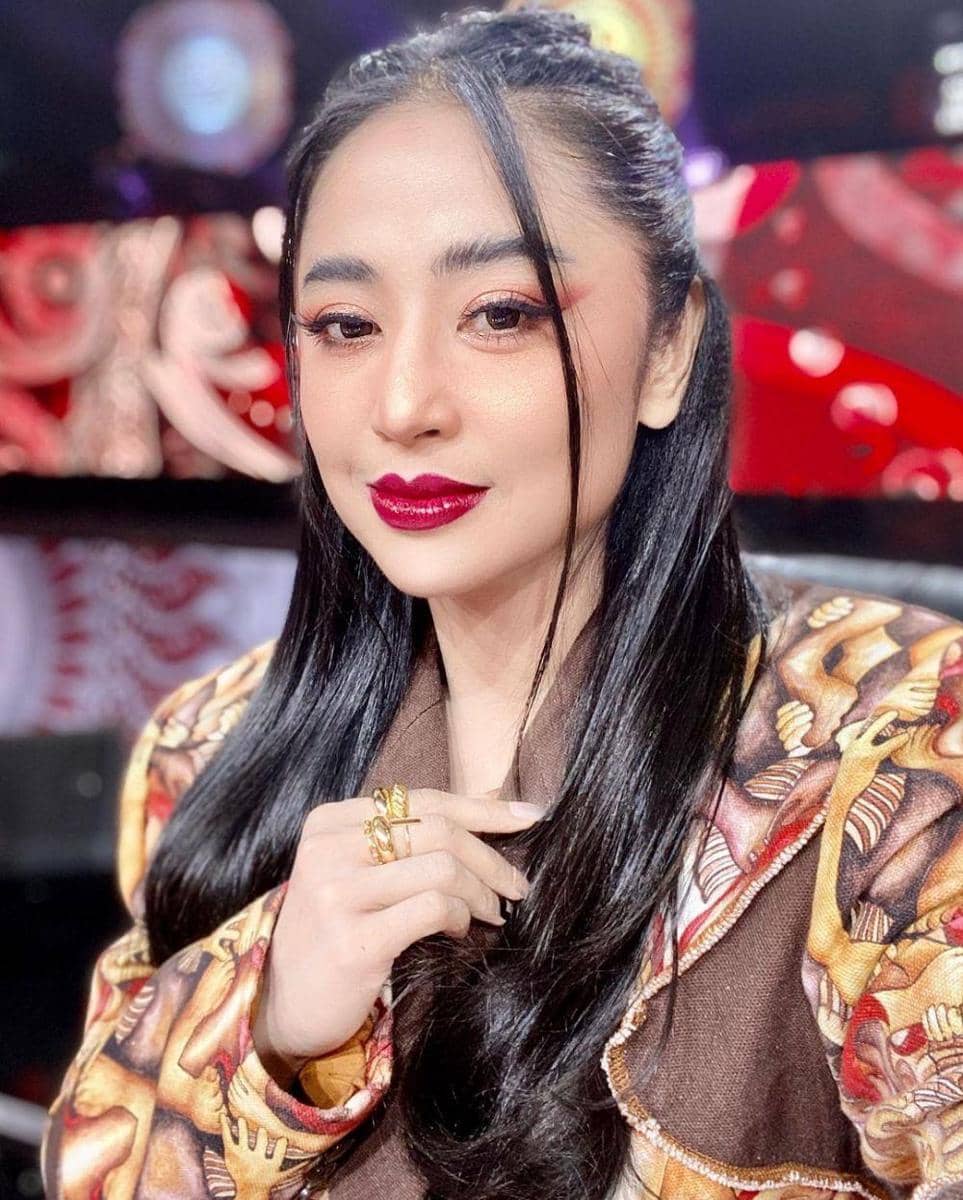 Instagram.com/dewiperssikreal