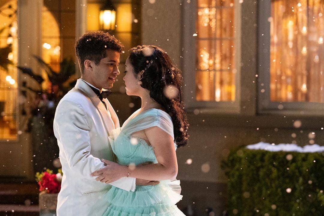 10 Rekomendasi Novel dengan Kisah Cinta Segitiga