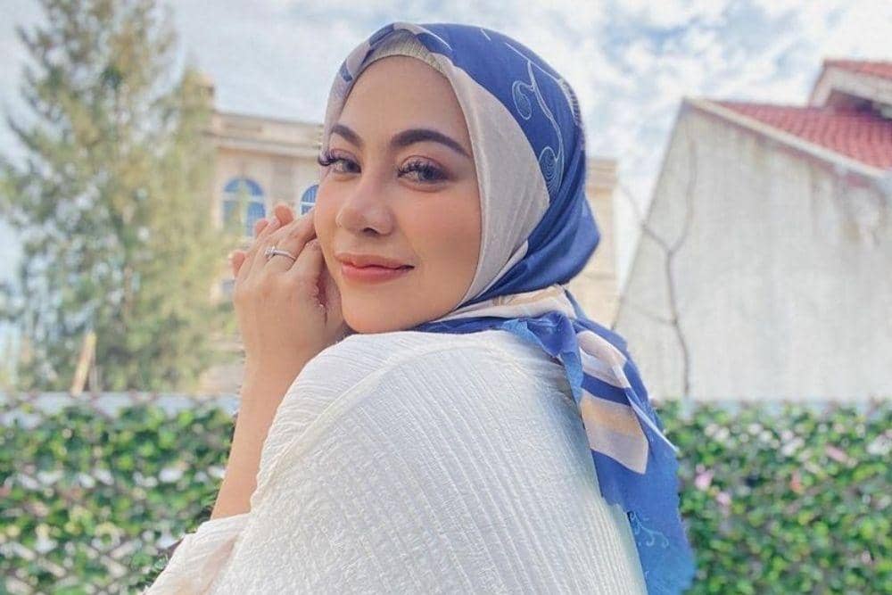 instagram.com/lzadtya