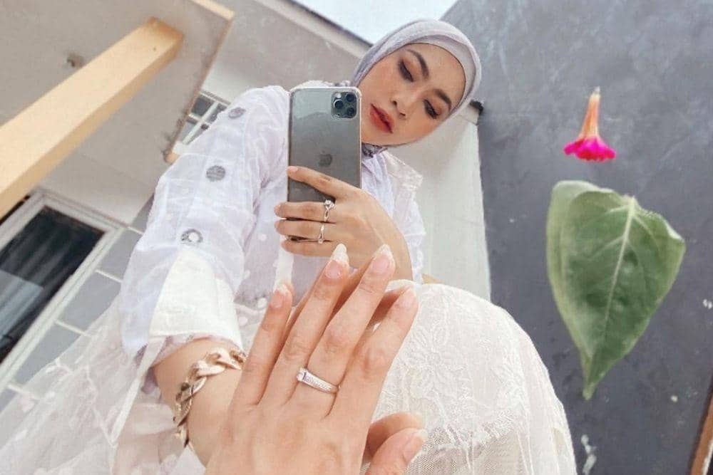 instagram.com/lzadtya