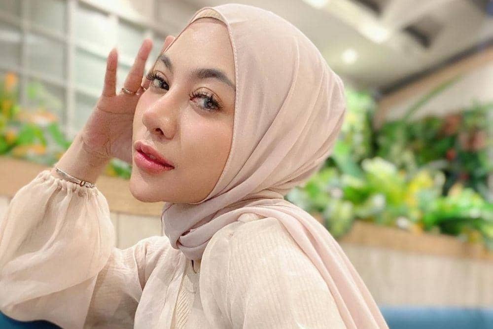 instagram.com/lzadtya