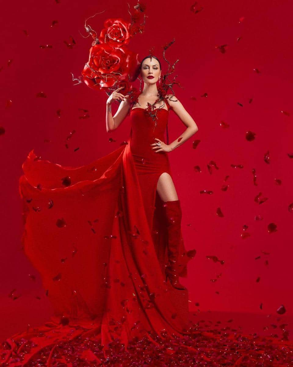 instagram.com/sophia_latjuba88