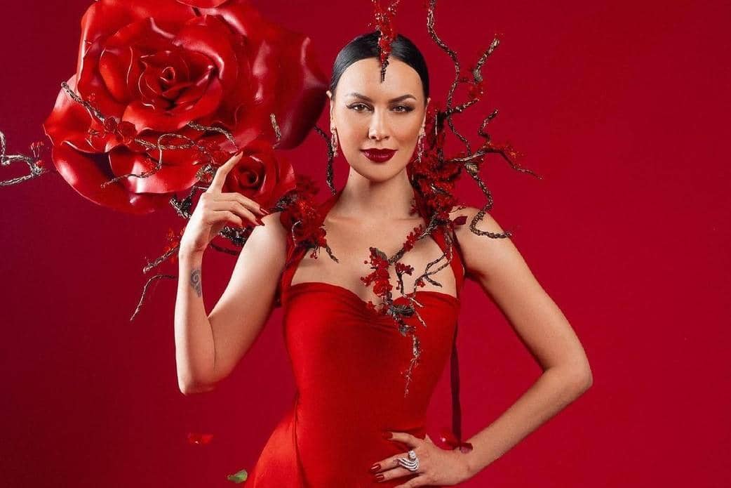 instagram.com/sophia_latjuba88