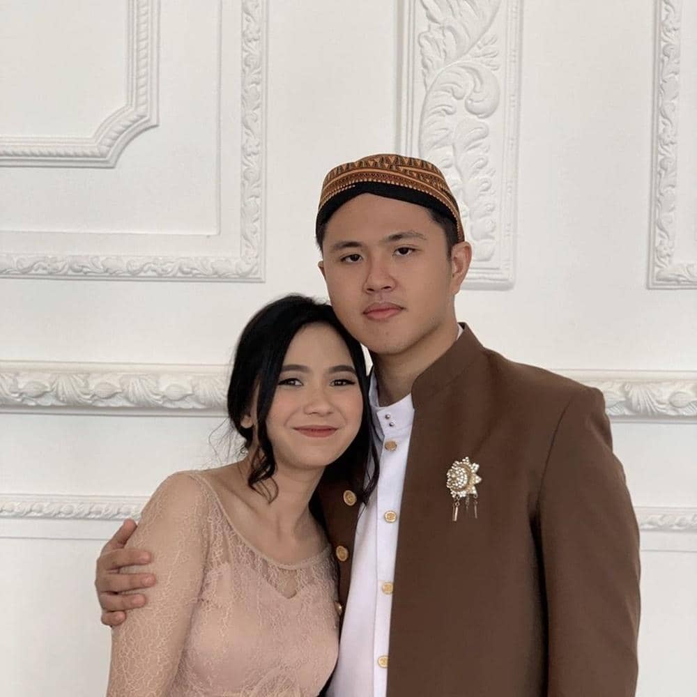 Instagram.com/ashzahrantiara