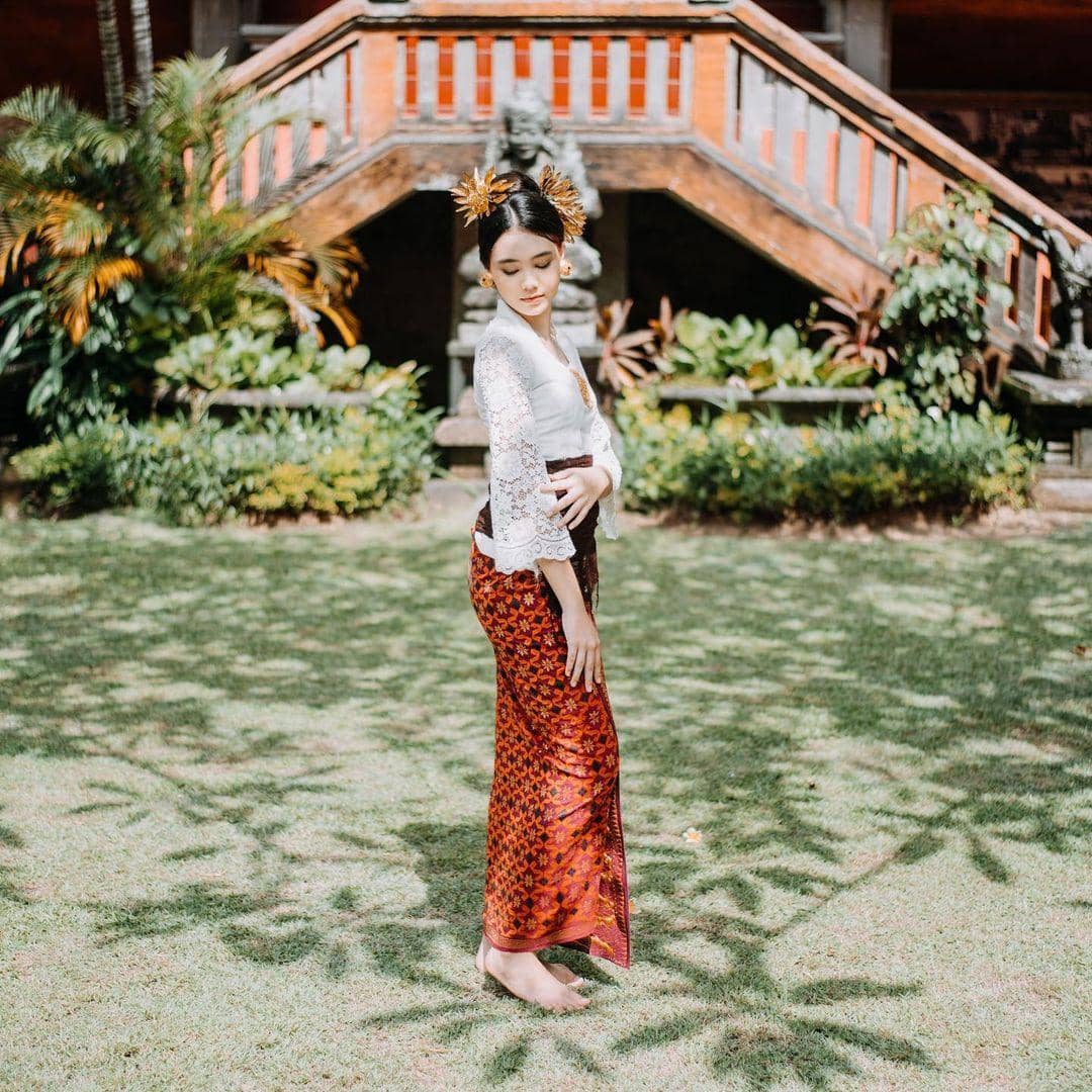 Instagram.com/ciarachelfx