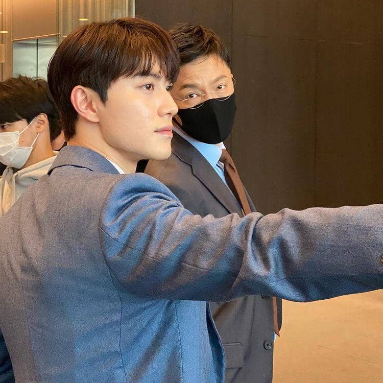 Instagram.com/kwakdongyeon0