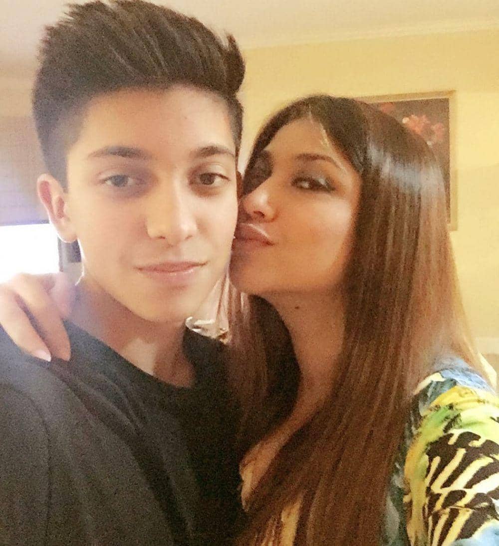 Instagram.com/sazarita