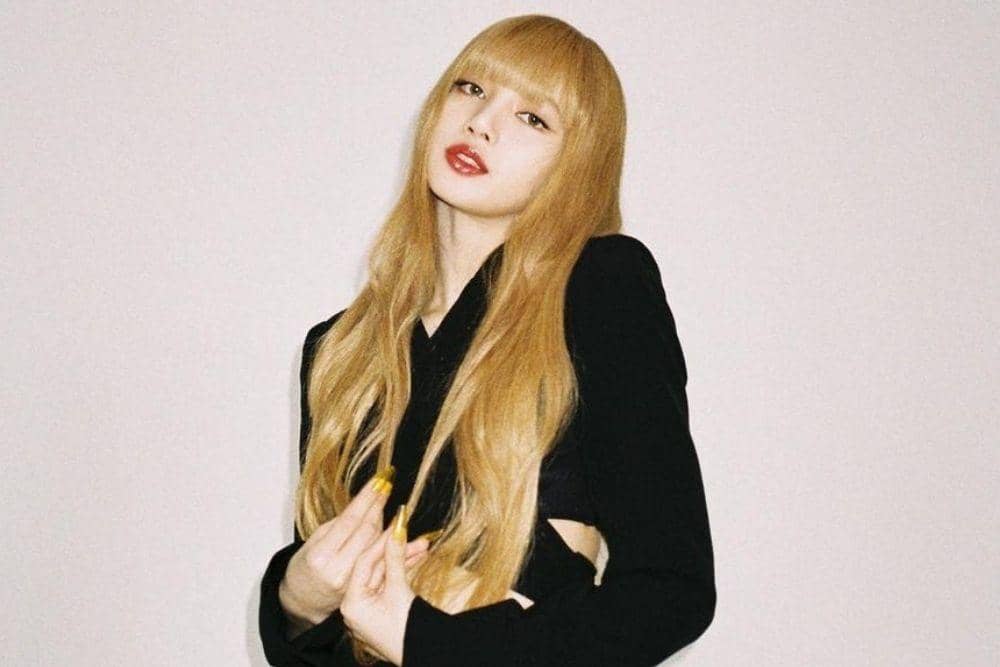 instagram.com/lalalalisa_m