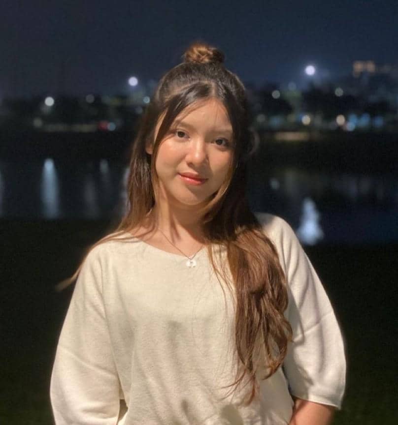 nstagram.com/tiaraandini/