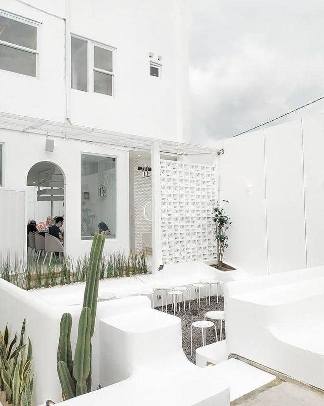 instagram.com/ trianitanabila