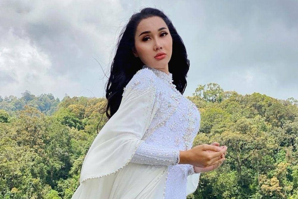 instagram.com/lucintaluna_manjalita