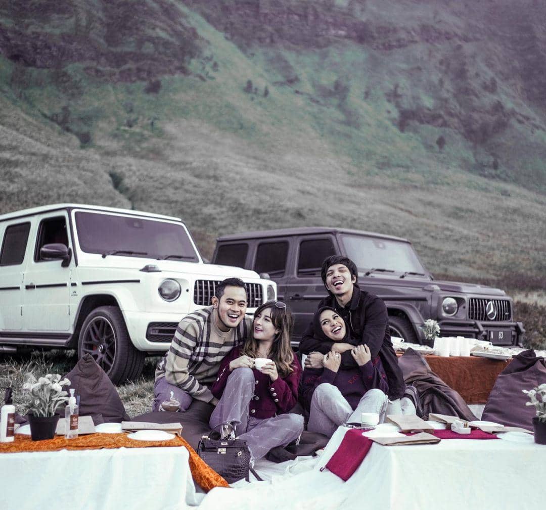 Instagram.com/attahalilintar