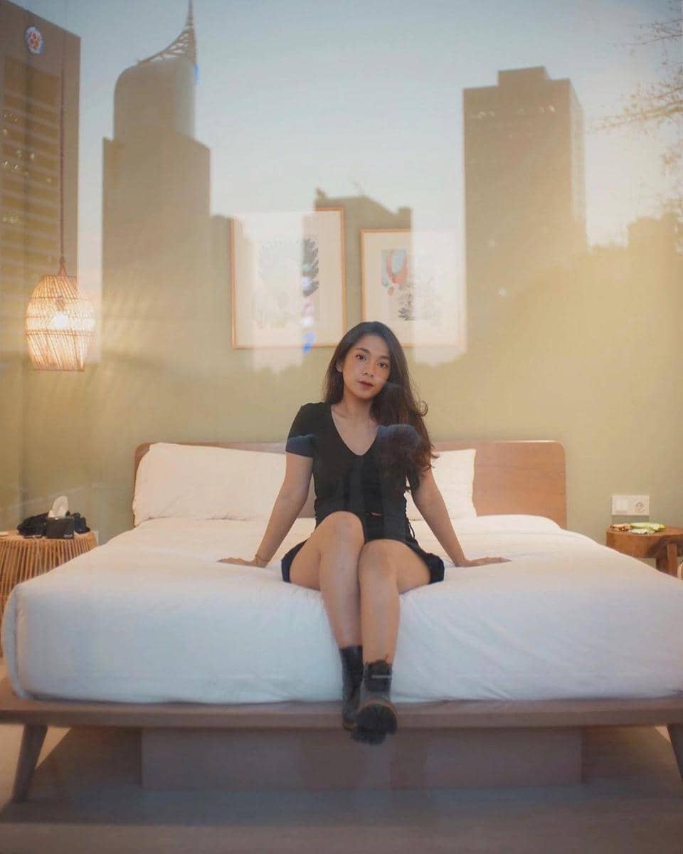 instagram.com/dindakirana.s